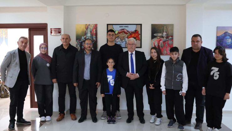 Savunmadan Sanata: Genç Tasarımlar Özel Gün Kartı ve Tişört Tasarım Yarışması Ödül Töreni Gerçekleştirildi