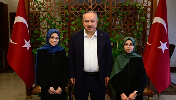 Genç Hafızlar Valilikte: Vali Fidan’dan Takdir