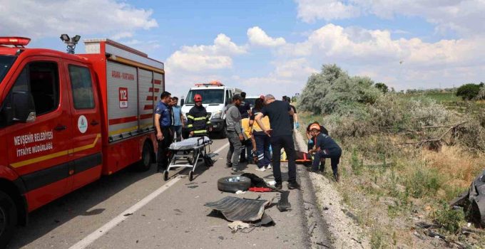 Nevşehir’de Kontrolden Çıkan Otomobil Karşı Şeride Geçti, 4 Yaralı